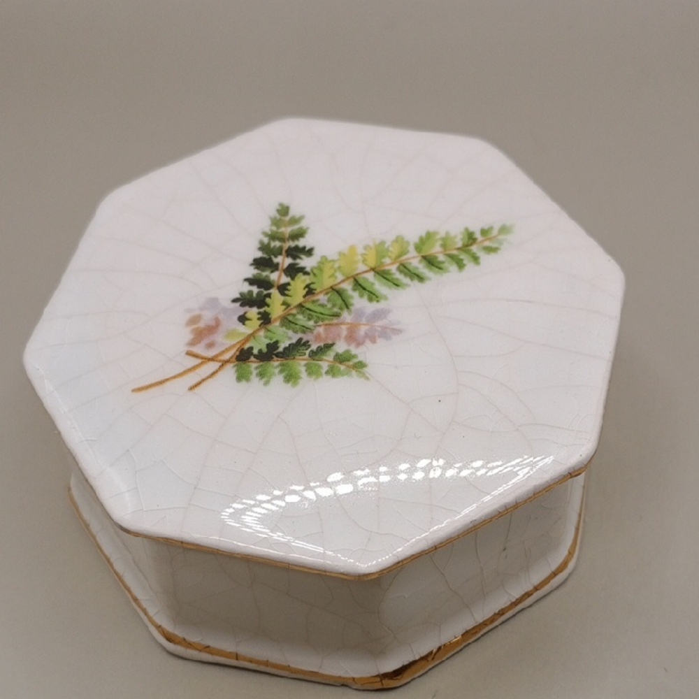 Antique Horeal Collection Octagonal Ceramic Trinket Box with Floral Design